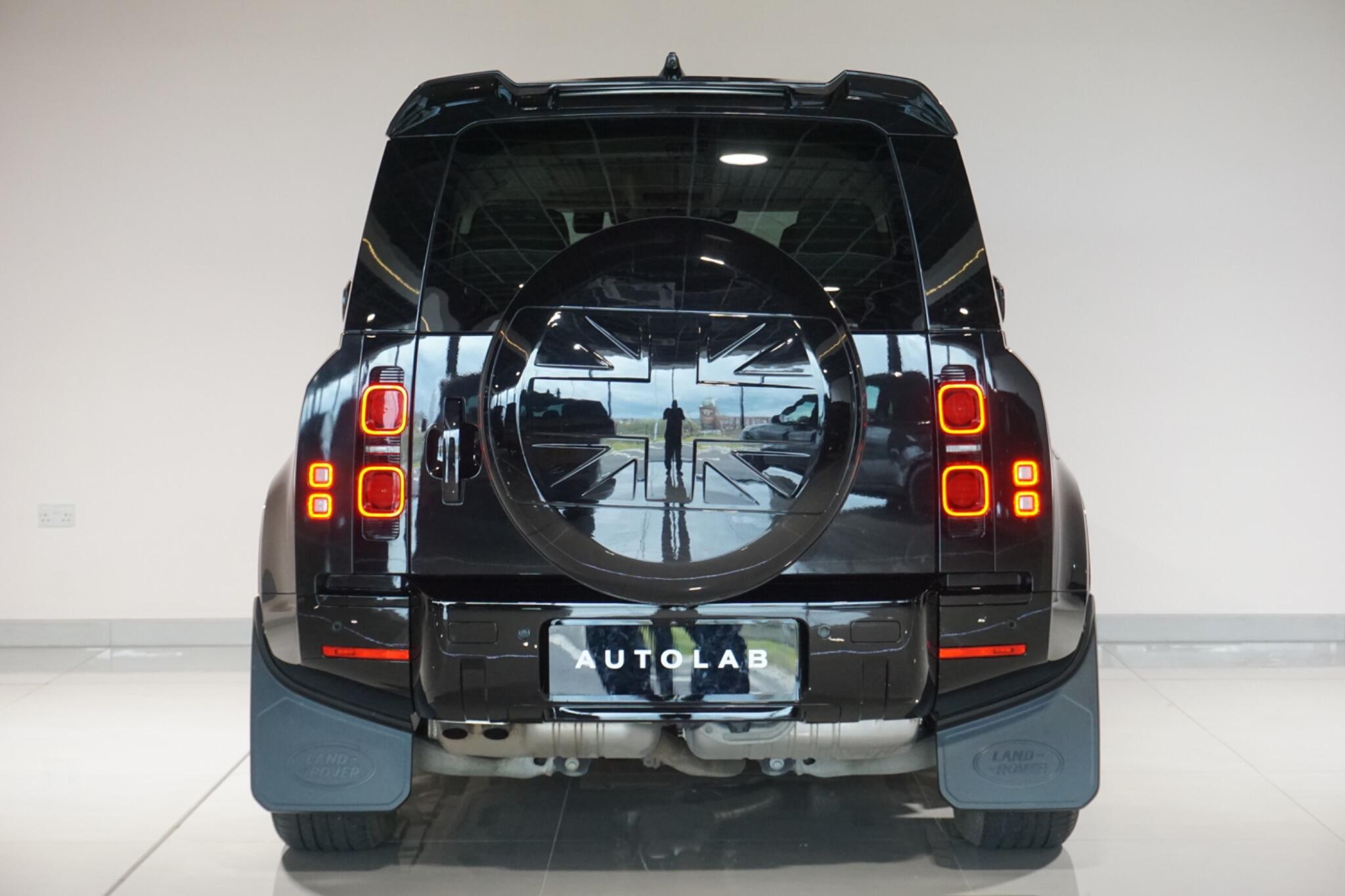 Land Rover Defender 110 3.0 D250 MHEV XS Edition SUV 5dr Diesel Auto 4WD Euro 6 (s/s) (250 ps)